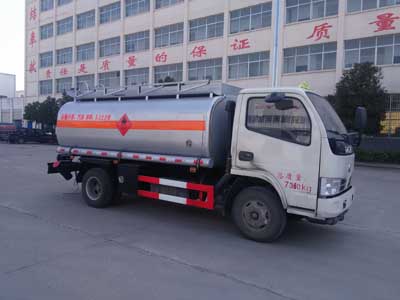 楚飞牌CLQ5070GJY5型加油车