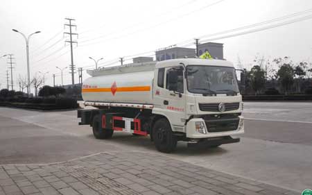 楚飞牌CLQ5180GYY5E型运油车