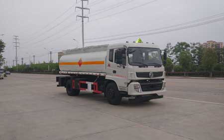 楚飞牌CLQ5181GYY5E型运油车