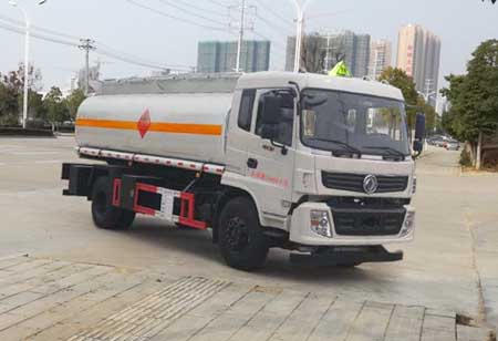 楚飞牌CLQ5180GYY5R型运油车