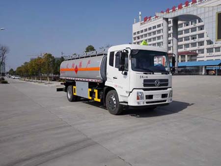 楚飞牌CLQ5180GYY5D型运油车